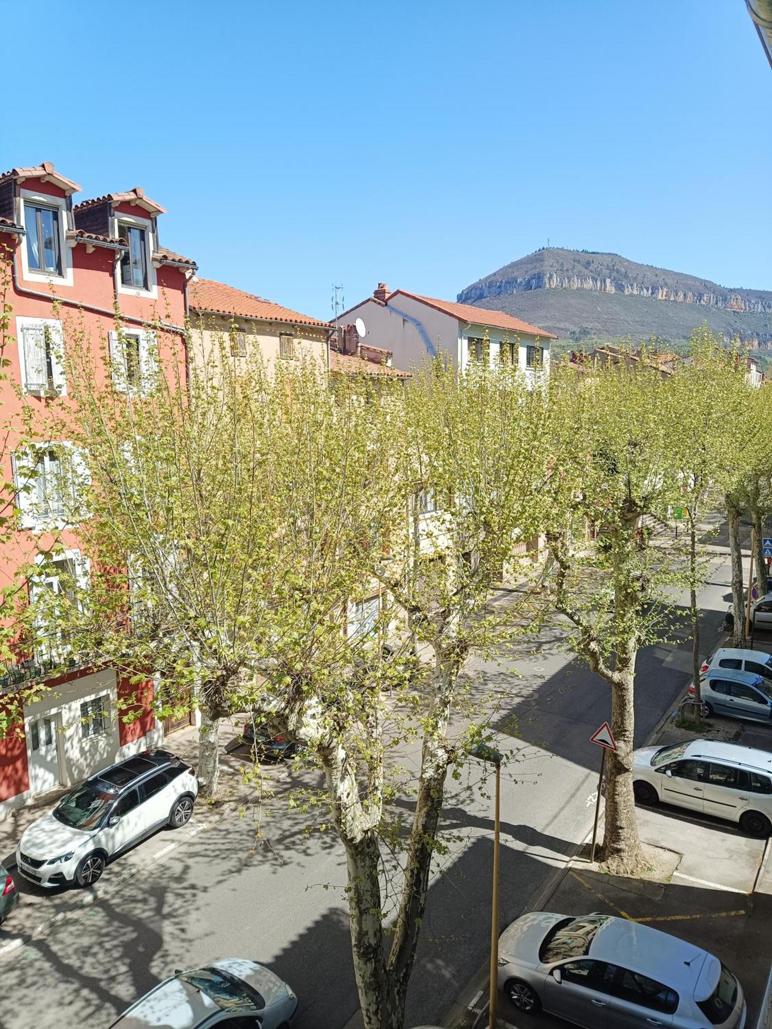 Cosy Studio - Heart Of Millau Apartment Exterior photo